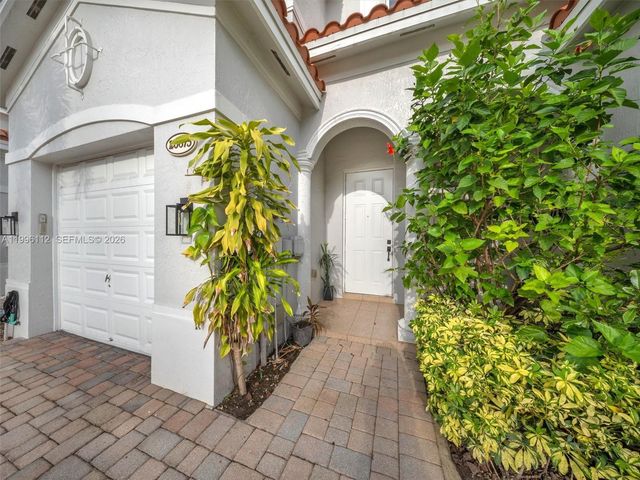 20673 NE 10th Path, Miami, FL 33179