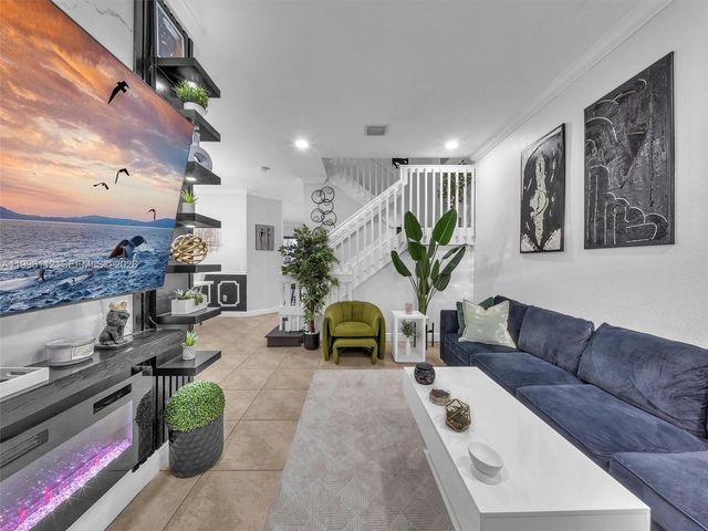 20673 NE 10th Path, Miami, FL 33179