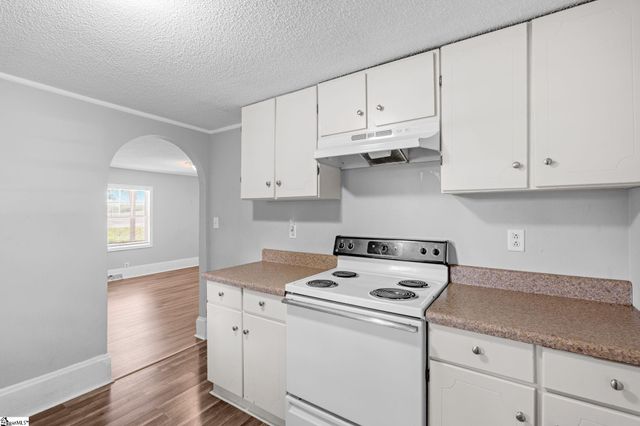 712 Old Grove Road, Piedmont, SC 29673