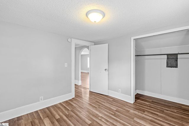 712 Old Grove Road, Piedmont, SC 29673