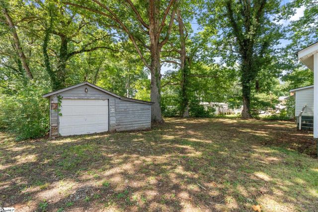 712 Old Grove Road, Piedmont, SC 29673
