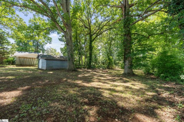 712 Old Grove Road, Piedmont, SC 29673