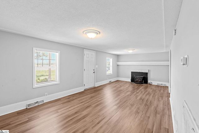 712 Old Grove Road, Piedmont, SC 29673