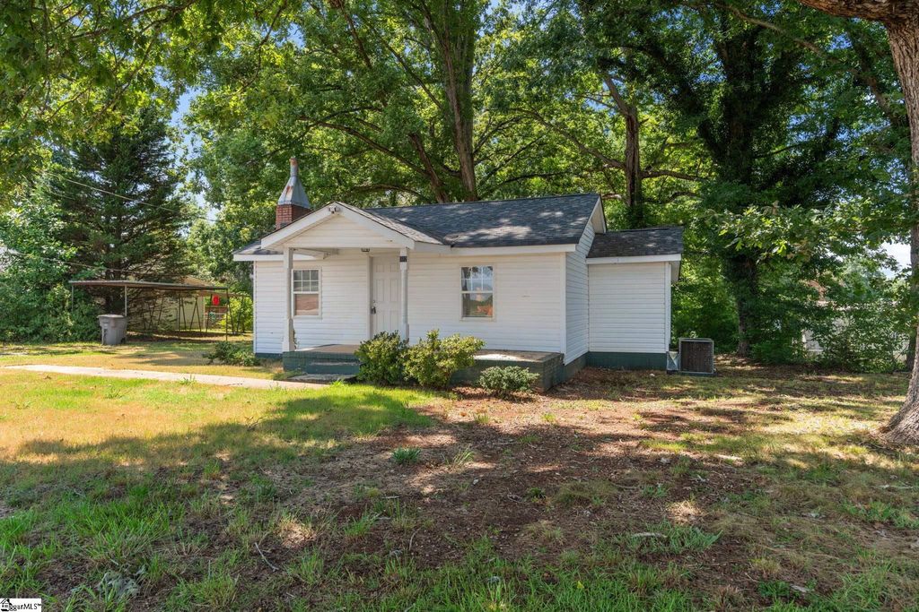 712 Old Grove Road, Piedmont, SC 29673