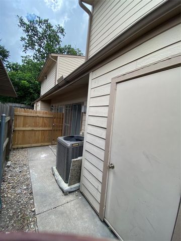 5100 Milwee Street 141, Houston, TX 77092