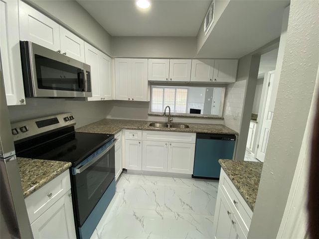 5100 Milwee Street 141, Houston, TX 77092