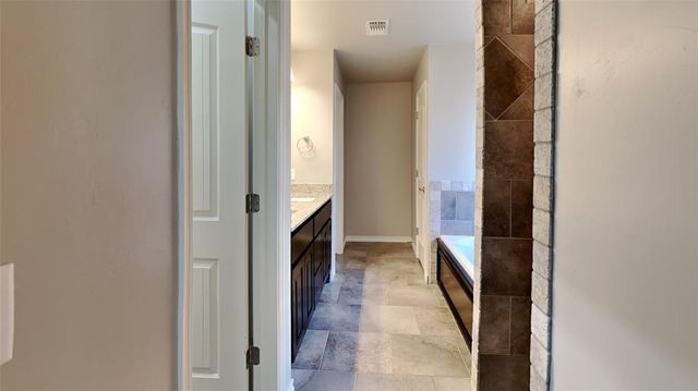 8208 NW 158th Street, Oklahoma City, OK 73013