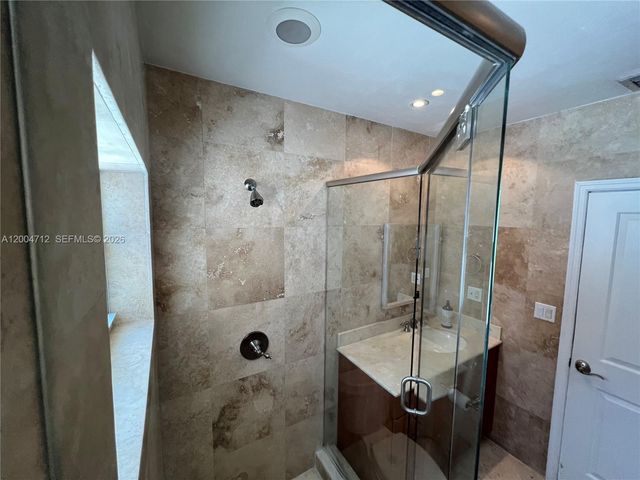 265 Palm Ave, Miami Beach, FL 33139