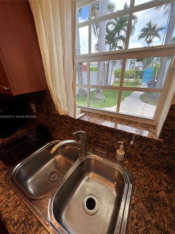 265 Palm Ave, Miami Beach, FL 33139