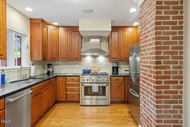 416 Brookside Drive, Chapel Hill, NC 27516