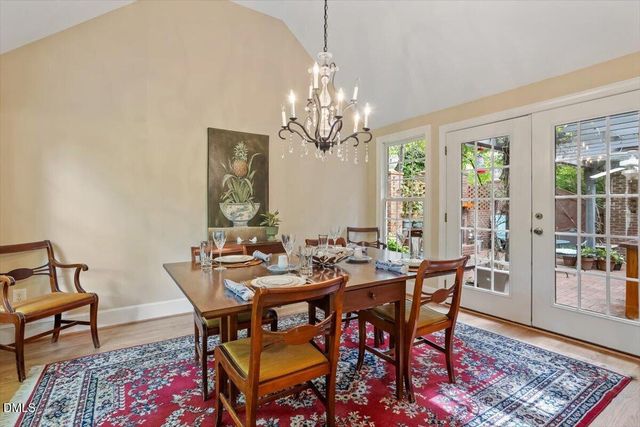 416 Brookside Drive, Chapel Hill, NC 27516