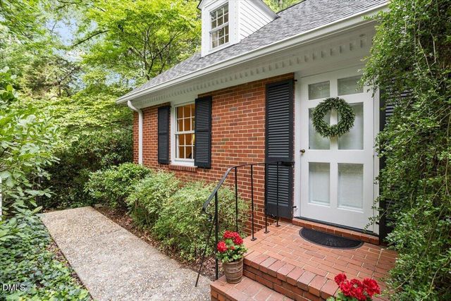 416 Brookside Drive, Chapel Hill, NC 27516