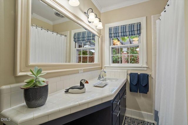 416 Brookside Drive, Chapel Hill, NC 27516