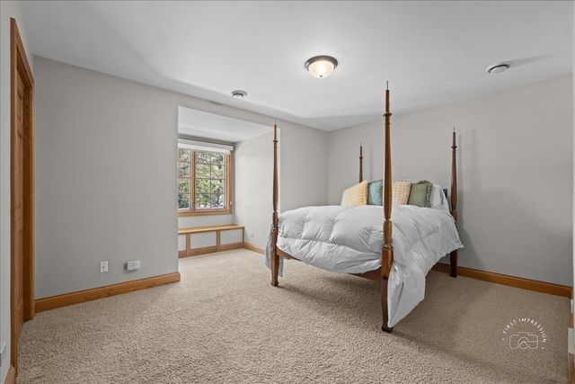 7N224 Whispering Trail, St. Charles, IL 60175