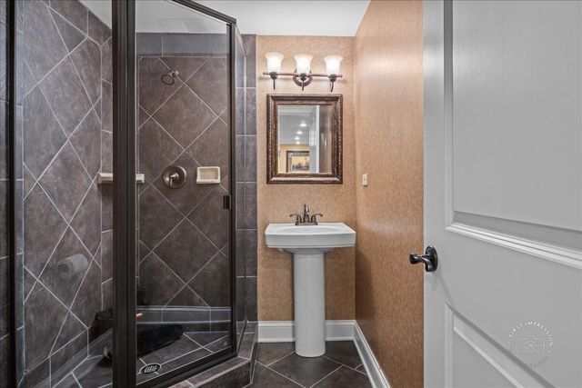 7N224 Whispering Trail, St. Charles, IL 60175