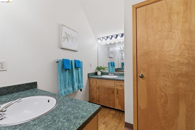 28525 S Stan Ct, Strawberry, CA 95364