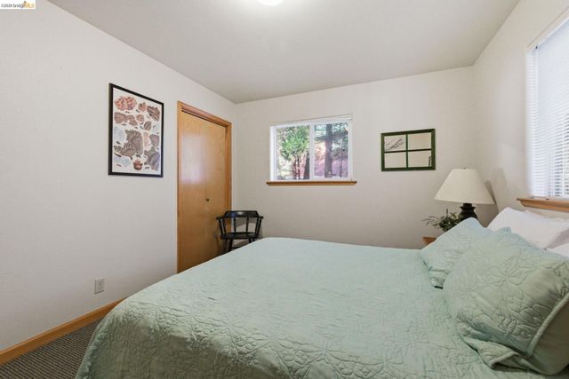 28525 S Stan Ct, Strawberry, CA 95364