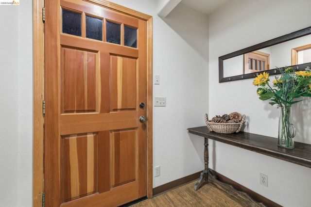 28525 S Stan Ct, Strawberry, CA 95364