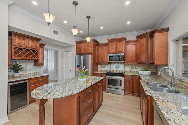 15509 EASTBOURN DRIVE, Odessa, FL 33556