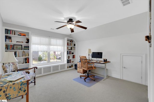 9 Hogarth Street, Greenville, SC 29617
