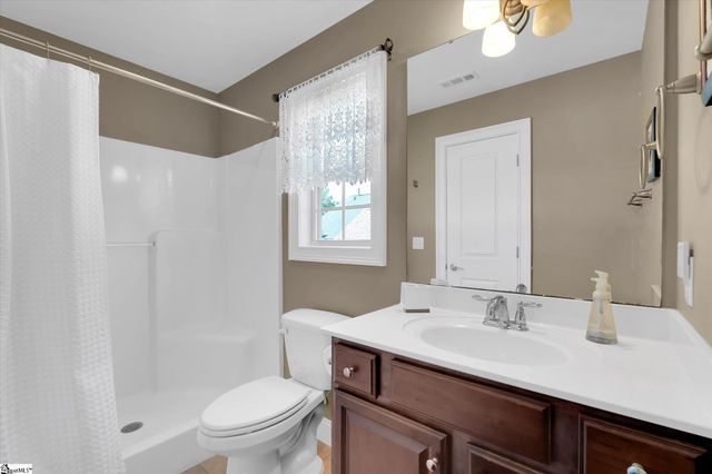 9 Hogarth Street, Greenville, SC 29617