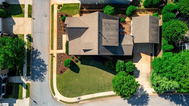 9 Hogarth Street, Greenville, SC 29617
