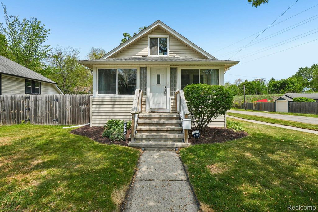 602 Florence Avenue, Royal Oak, MI 48067