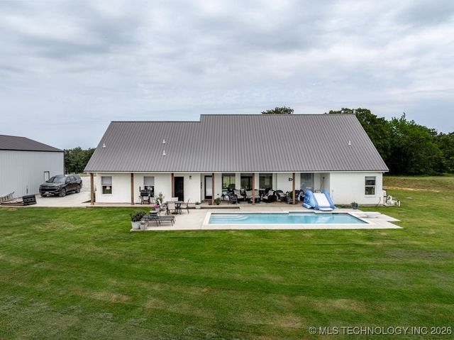 8486 McDuffee Road, Kingston, OK 73439