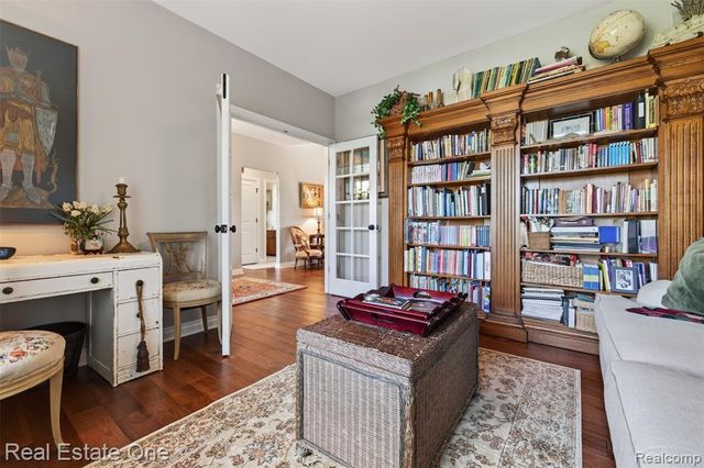 1537 Glass Lake Circle, Oxford, MI 48371