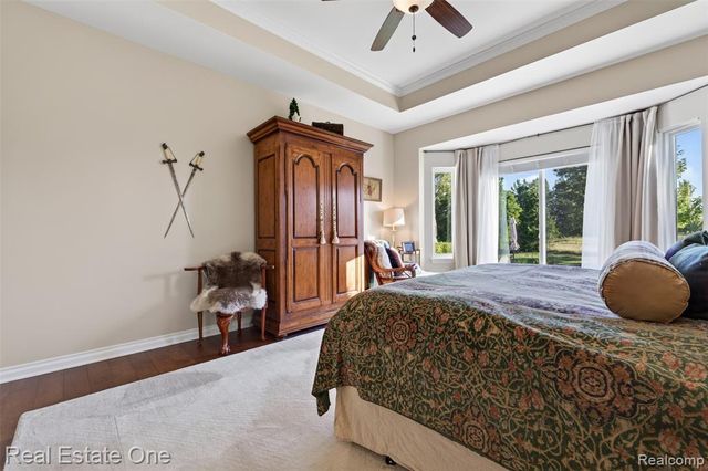 1537 Glass Lake Circle, Oxford, MI 48371