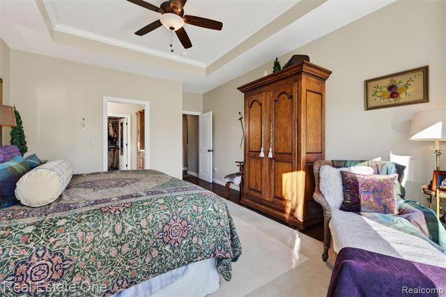 1537 Glass Lake Circle, Oxford, MI 48371