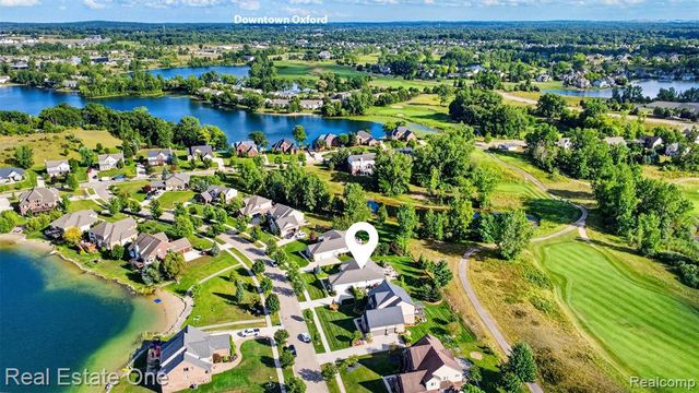 1537 Glass Lake Circle, Oxford, MI 48371