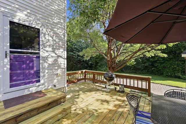 16 Lakeview Way, Auburn, NH 03032