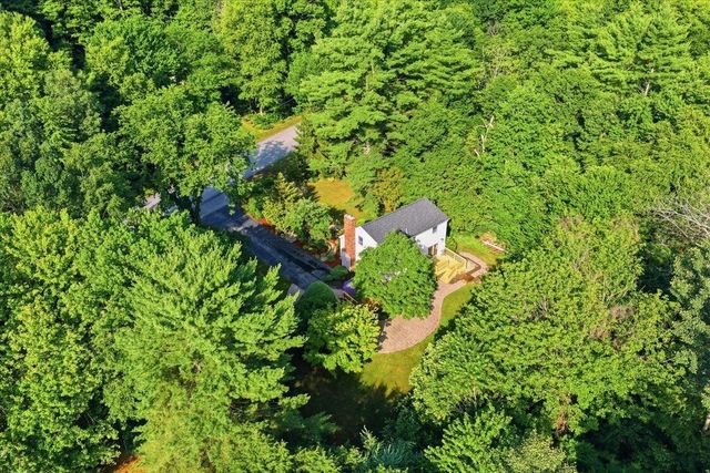 16 Lakeview Way, Auburn, NH 03032
