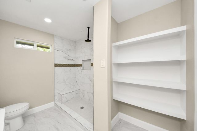 4703 Quail Hollow Drive, Baytown, TX 77521