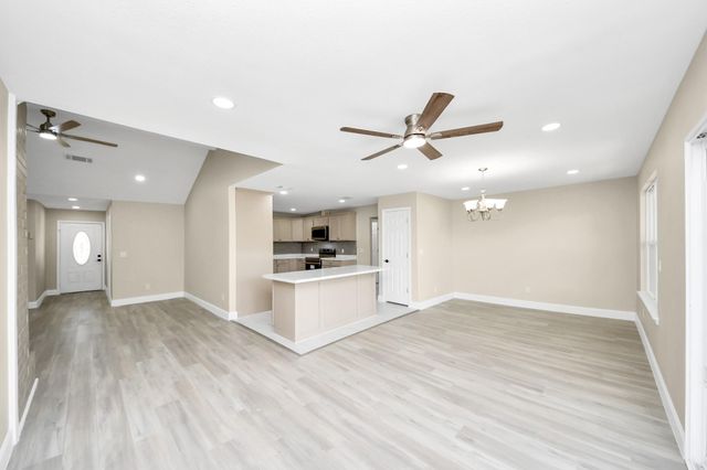 4703 Quail Hollow Drive, Baytown, TX 77521