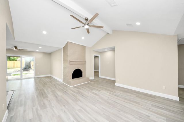 4703 Quail Hollow Drive, Baytown, TX 77521