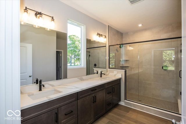 1960 Delp Court, Avon, IN 46123