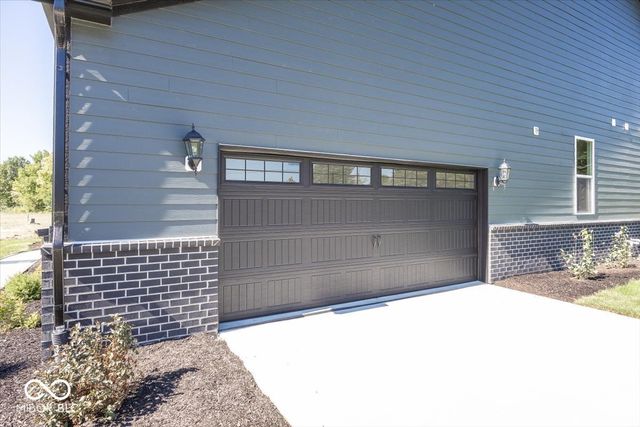 1960 Delp Court, Avon, IN 46123