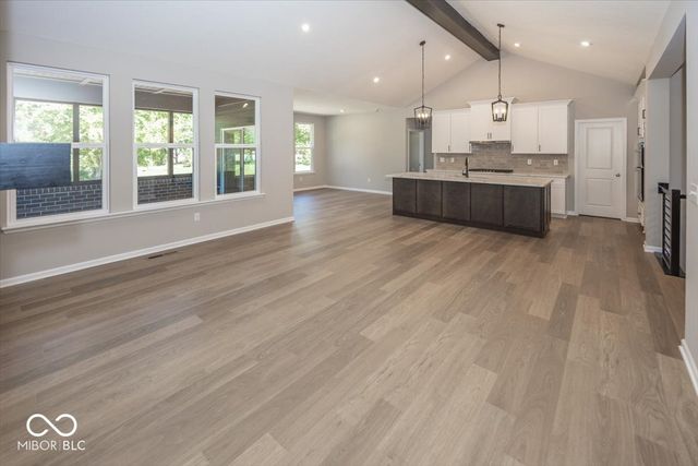 1960 Delp Court, Avon, IN 46123