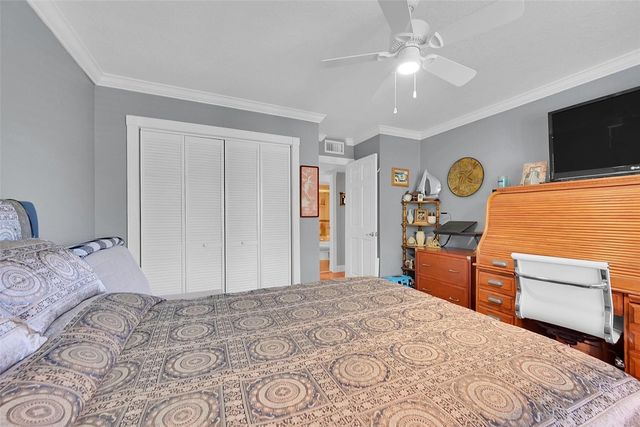 1920 NE 1st Terrace 212H, Wilton Manors, FL 33305