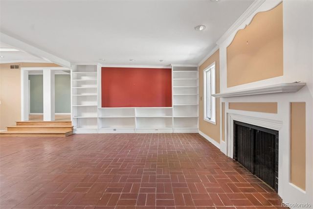 26 Oak Avenue, Colorado Springs, CO 80906