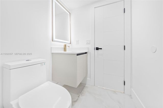 4140 SW 108th Ave, Miami, FL 33165