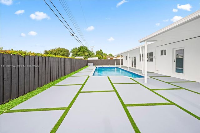 4140 SW 108th Ave, Miami, FL 33165