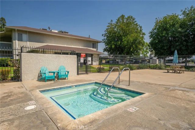 26200 Redlands, Redlands, CA 92373