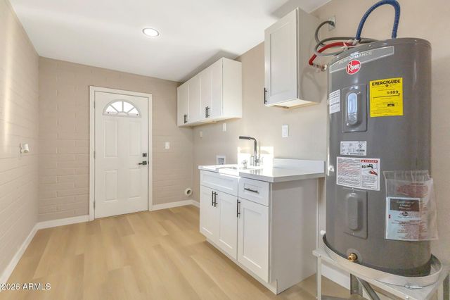 6029 E BILLINGS Street, Mesa, AZ 85205