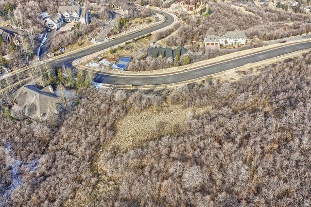 4031 Mountain Oaks Dr Unit 308, Bountiful, UT 84010