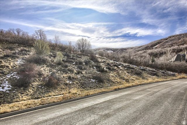 4031 Mountain Oaks Dr Unit 308, Bountiful, UT 84010