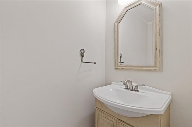 2406 Emory Lane NE, Marietta, GA 30068