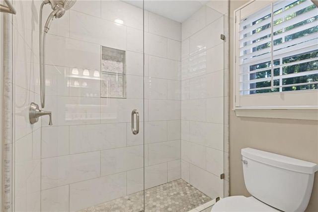 2406 Emory Lane NE, Marietta, GA 30068